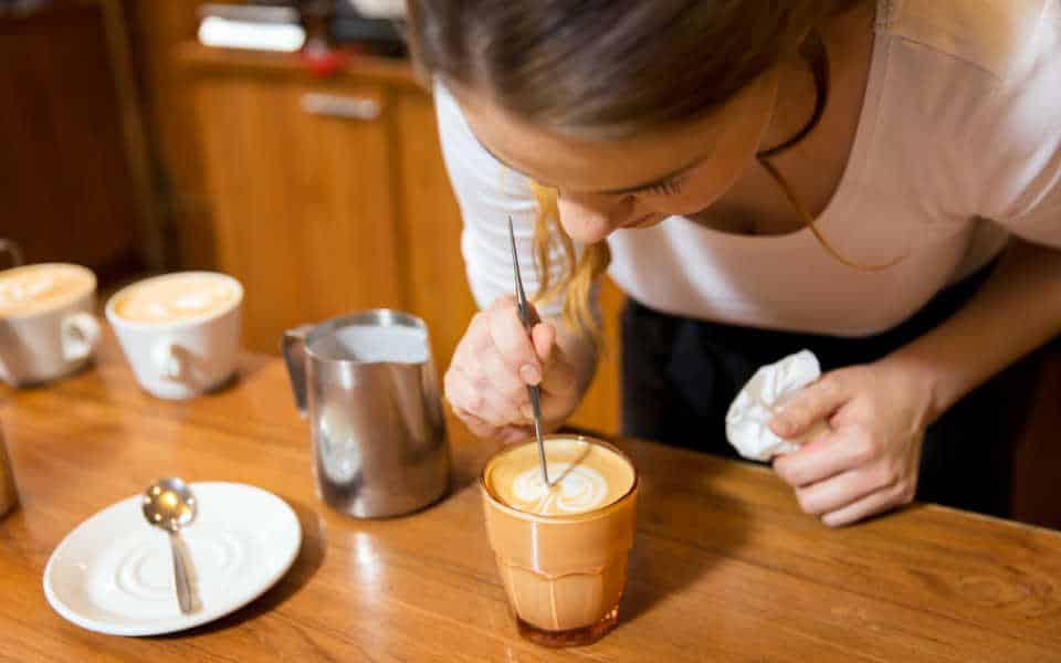 making a latte, making a caffe latte