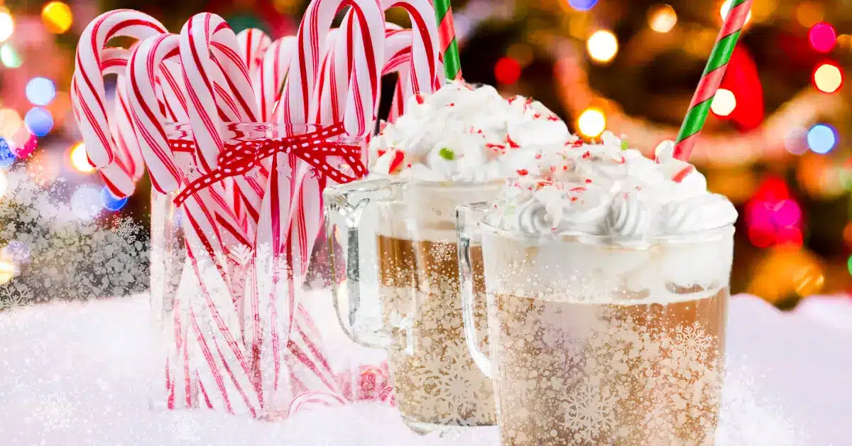 Frosted candy cane vanilla latter, 30 days of Christmas coffees, Christmas coffee, candy cane coffee
